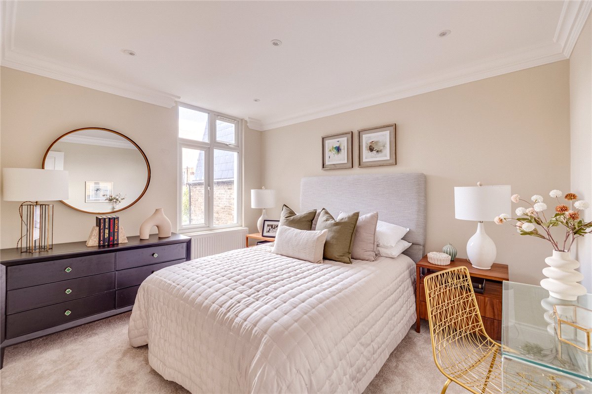 3 bedroom Flat, Standen Road, London, SW18 - Available, Image 4