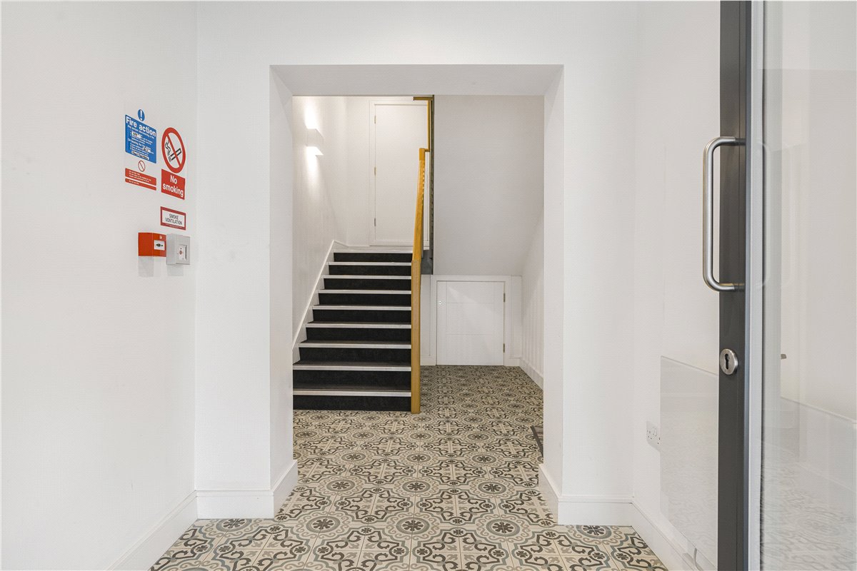 2 bedroom Flat, Sunderland Avenue, Oxford, OX2 - , Image 3