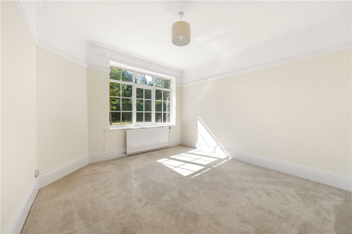 5 bedroom House, Potter Row, Great Missenden, HP16 - Available, Image 16