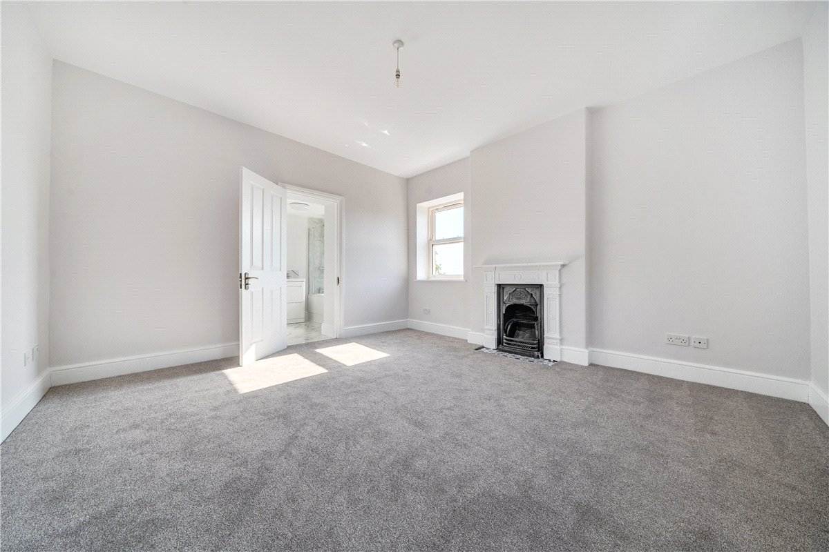 4 bedroom House, Bath Road, Colerne, SN14 - Available, Image 8