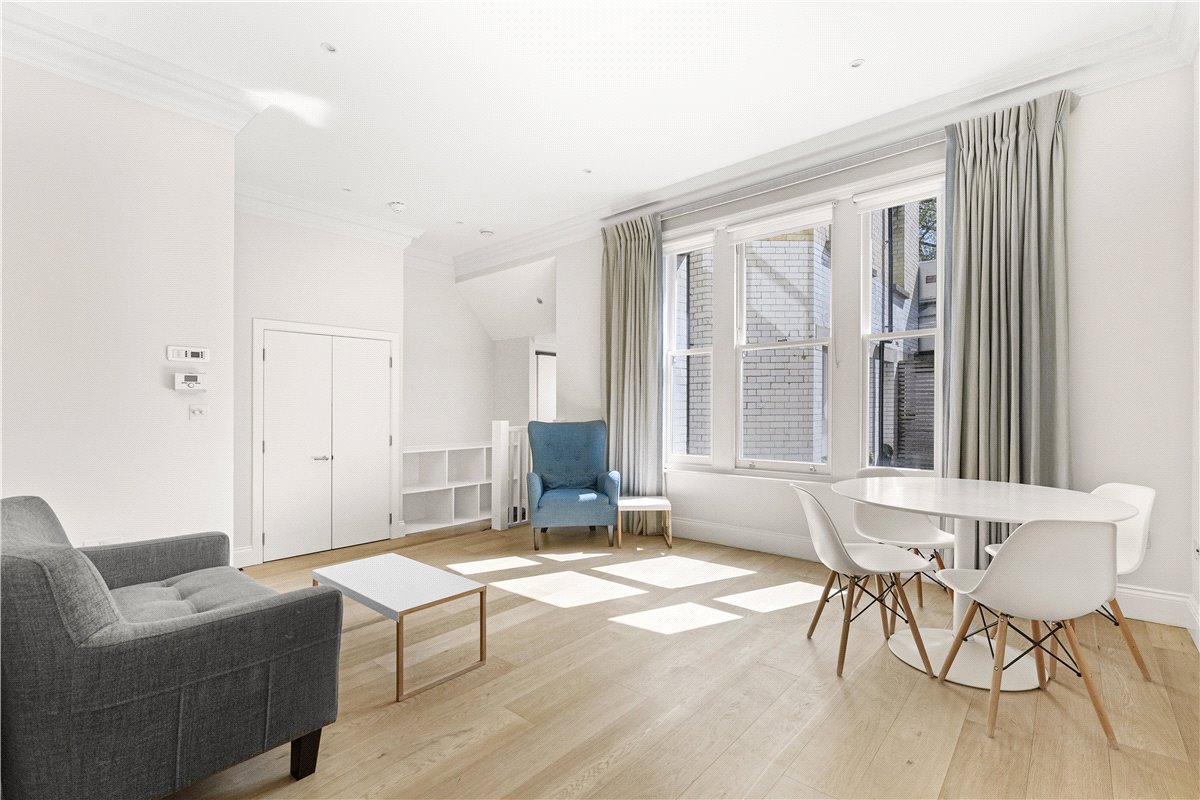 1 bedroom Flat, Egerton Gardens Mews, Knightsbridge, SW3 - Available