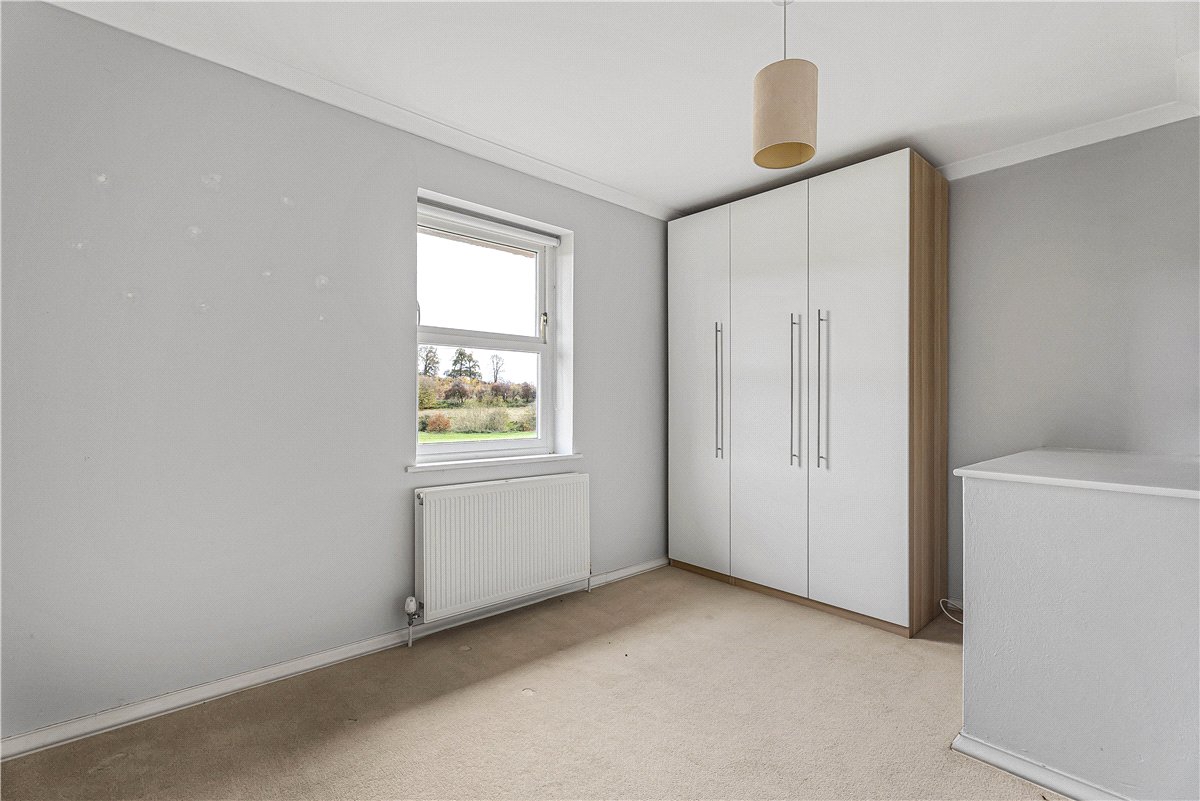 3 bedroom House, Vicarage Road, Stoneleigh, CV8 - Sold STC, Image 4