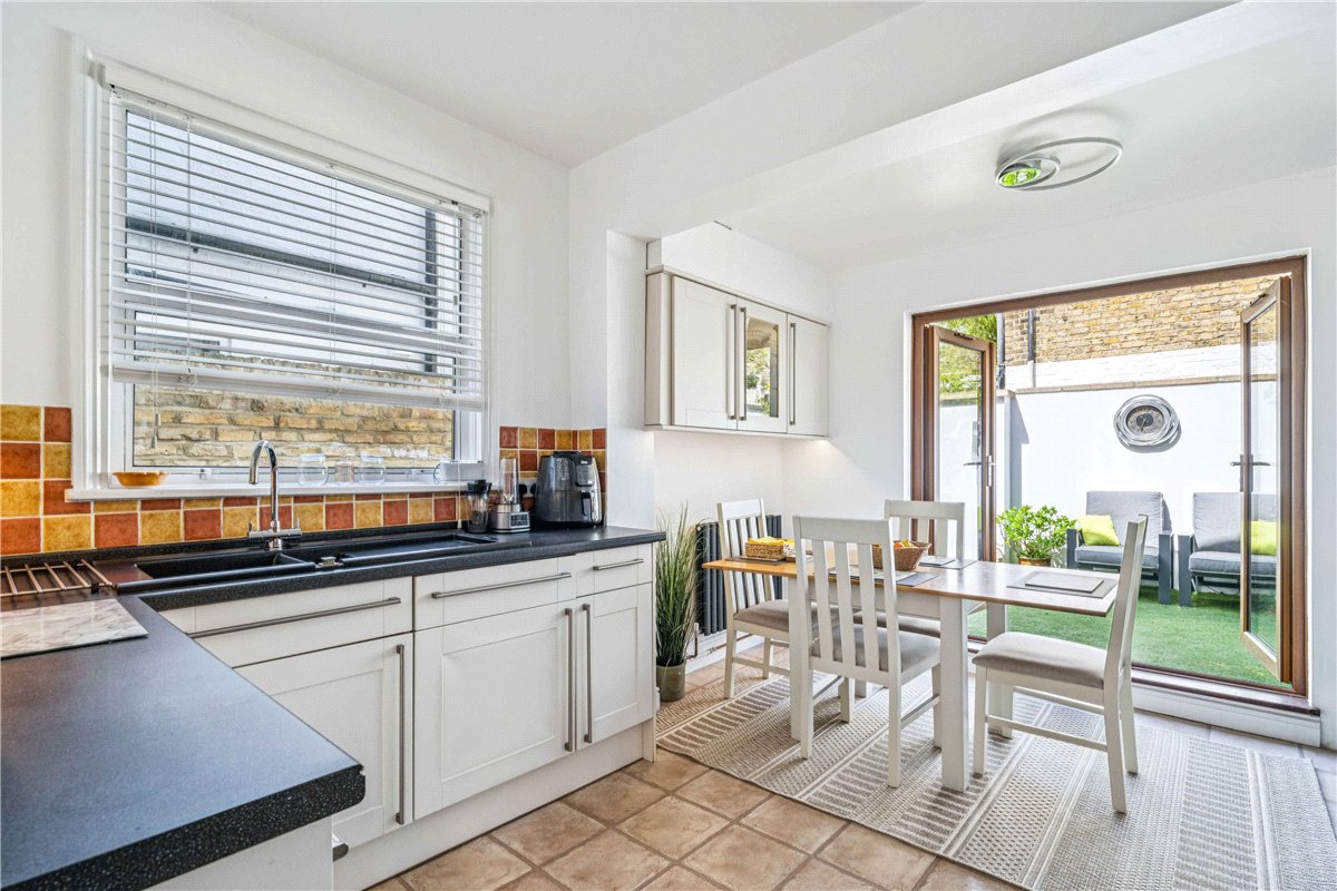 3 bedroom House, Lysia Street, London, SW6 - Available, Image 8