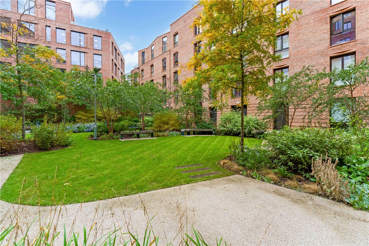 3 bedroom Flat, Toft Green, York, YO1 - Available, Image 12