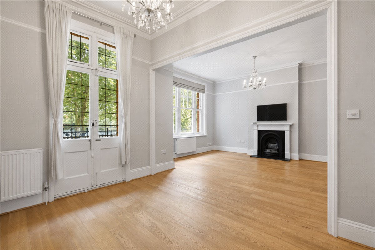 2 bedroom Flat, Bishops Park Road, London, SW6 - Available, Image 11