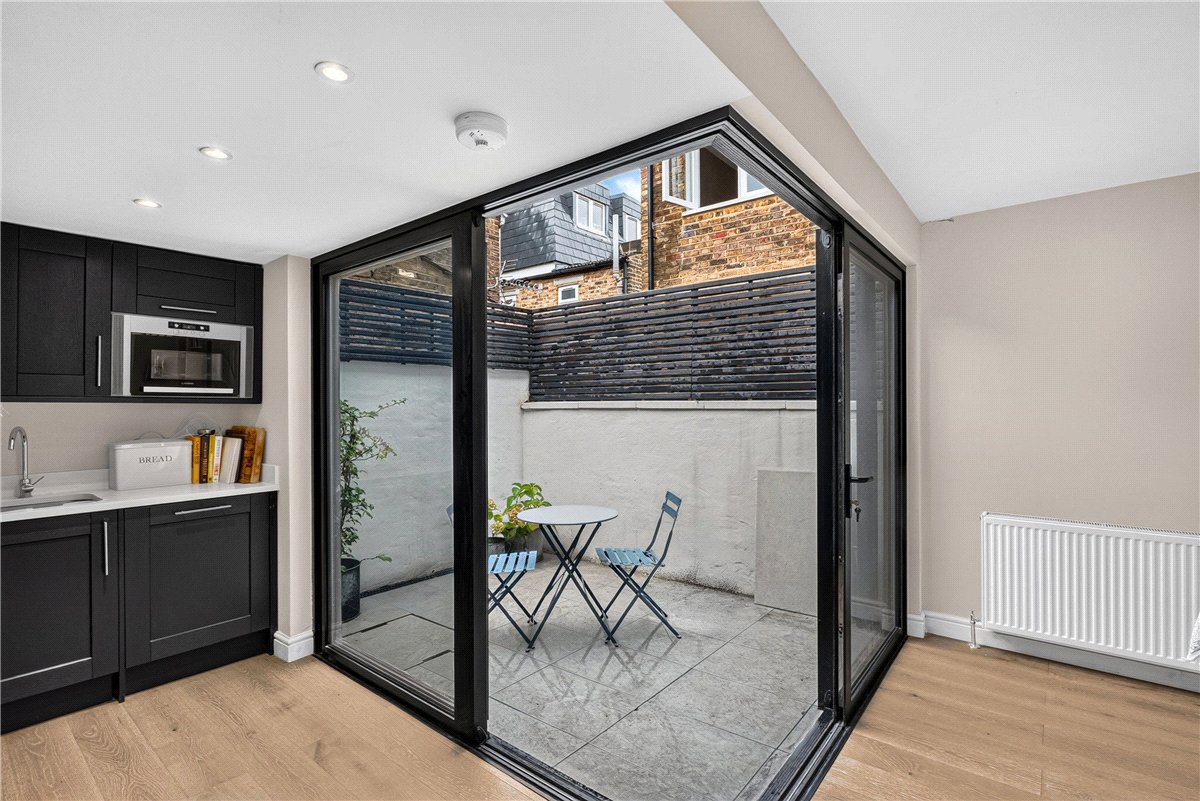 3 bedroom House, Orbain Road, London, SW6 - Available, Image 13