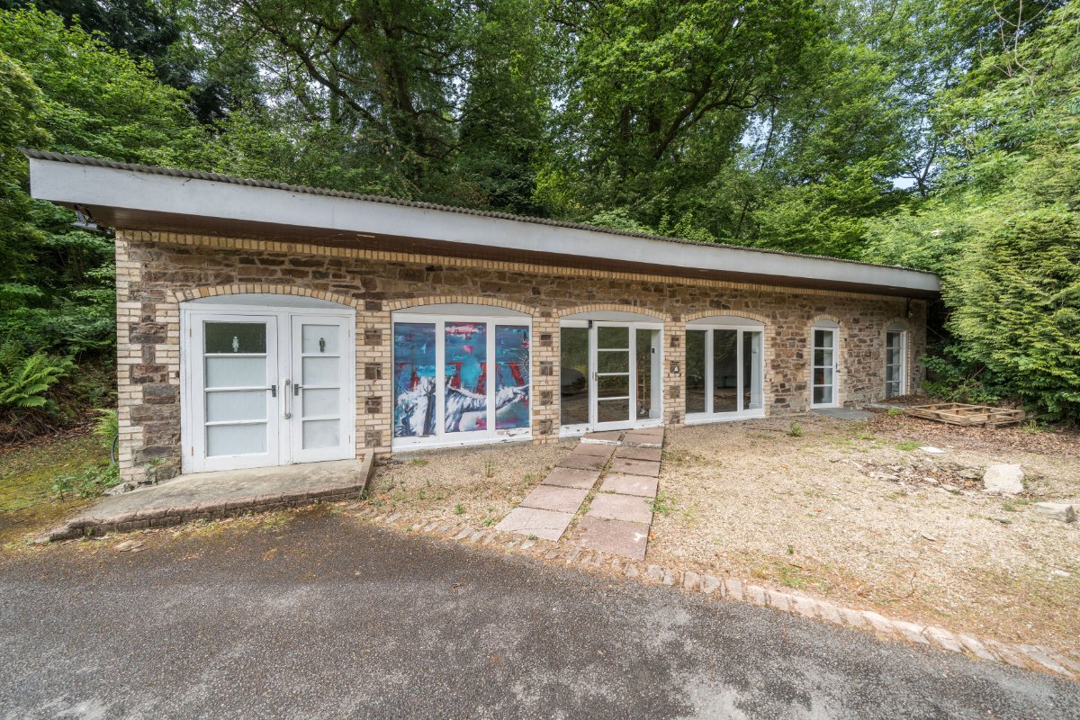 17.7  Country Estate, Muddiford, Barnstaple, EX31 - Available, Image 15