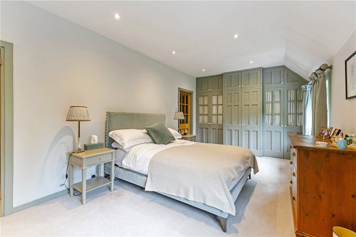 6 bedroom House, Hyde Lane, Marlborough, SN8 - Available, Image 13