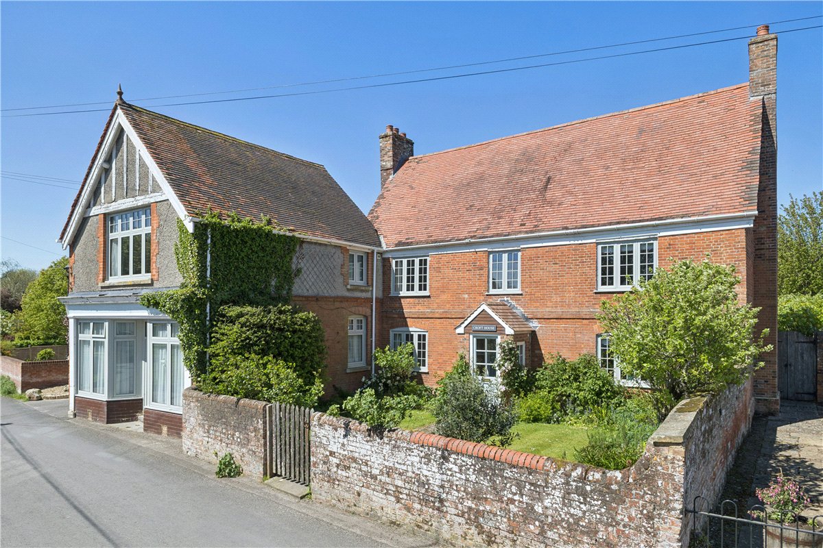 6 bedroom House, The Street, All Cannings, SN10 - Available