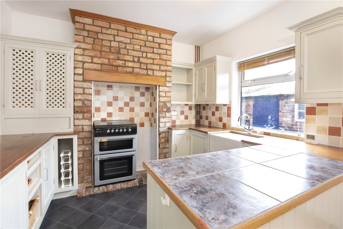 2 bedroom Cottage, Appleyard Cottages, Garmancarr Lane, YO8 - , Image 1