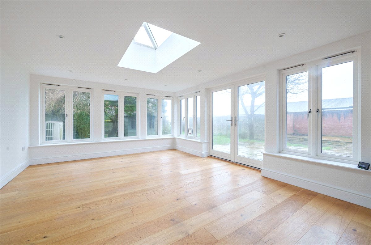 4 bedroom Barn Conversion, Rookery Cottages, Tortington, BN18 - Available, Image 4
