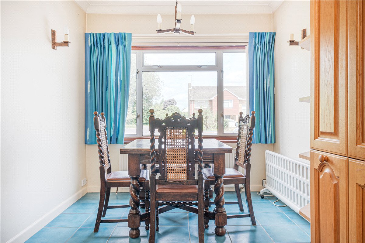 4 bedroom House, Silwood Close, Winchester, SO22 - Sold, Image 4