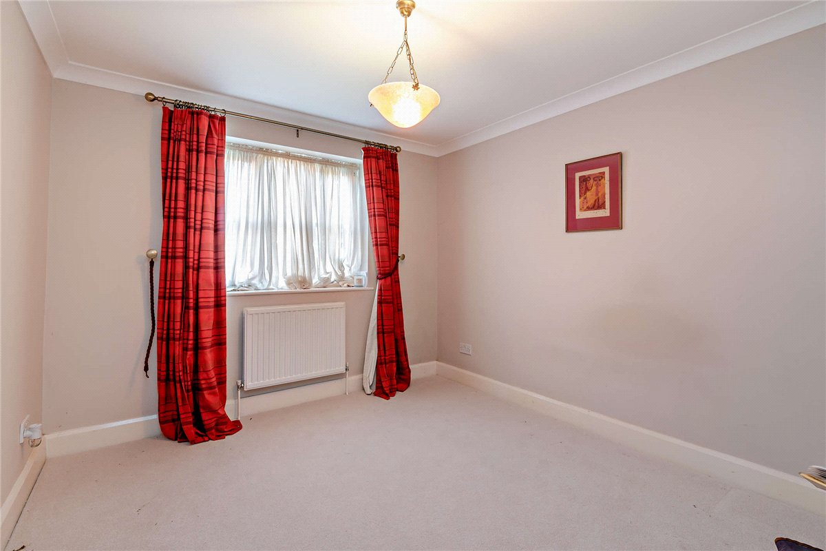4 bedroom House, Hambridge Lane, Newbury, RG14 - Sold STC, Image 15