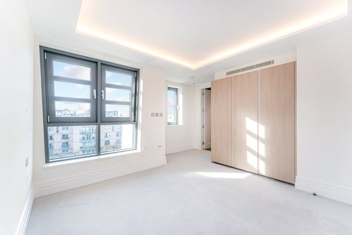 2 bedroom Flat, Kensington Gardens Square, Bayswater, W2 - Available, Image 3