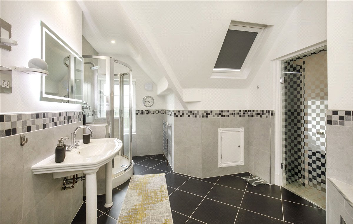2 bedroom Flat, Kent Road, Harrogate, HG1 - Available, Image 8
