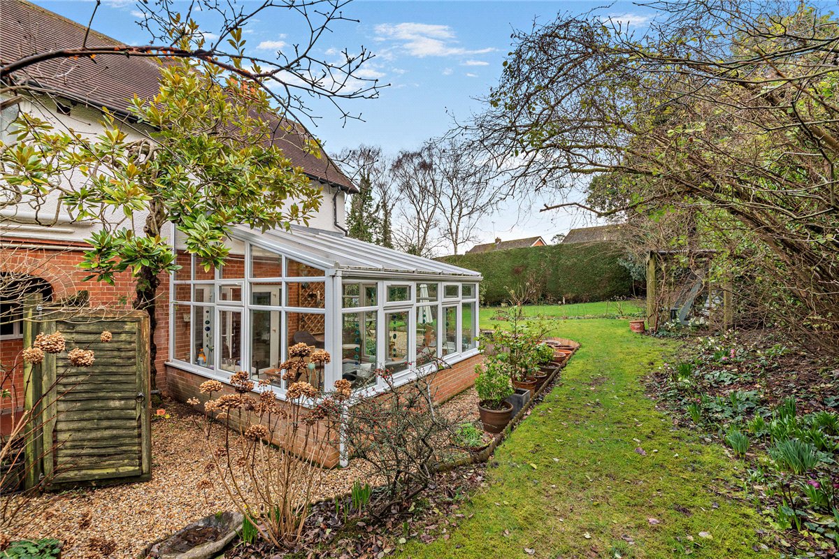 5 bedroom House, Andover Road, Newbury, RG14 - Available, Image 26
