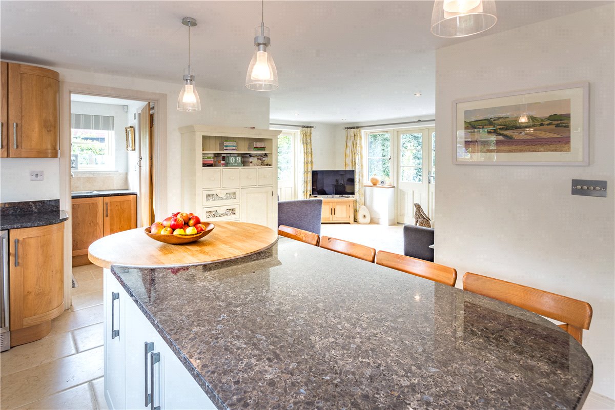 4 bedroom House, Manningford Abbots, Pewsey, SN9 - , Image 2