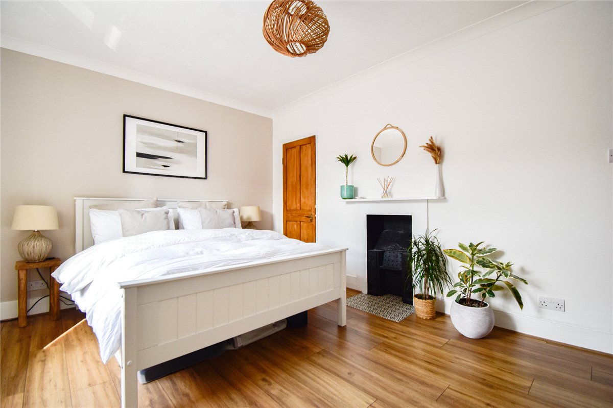 3 bedroom House, All Saints Road, Newmarket, CB8 - , Image 2