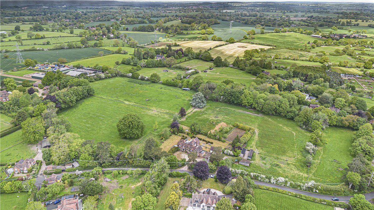 6 bedroom House, Truggist Lane, Berkswell, CV7 - Available, Image 1