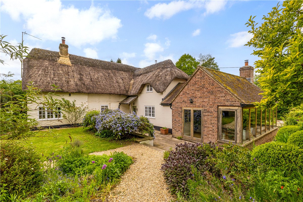 4 bedroom House, Easton Royal, Pewsey, SN9 - Available, Image 14