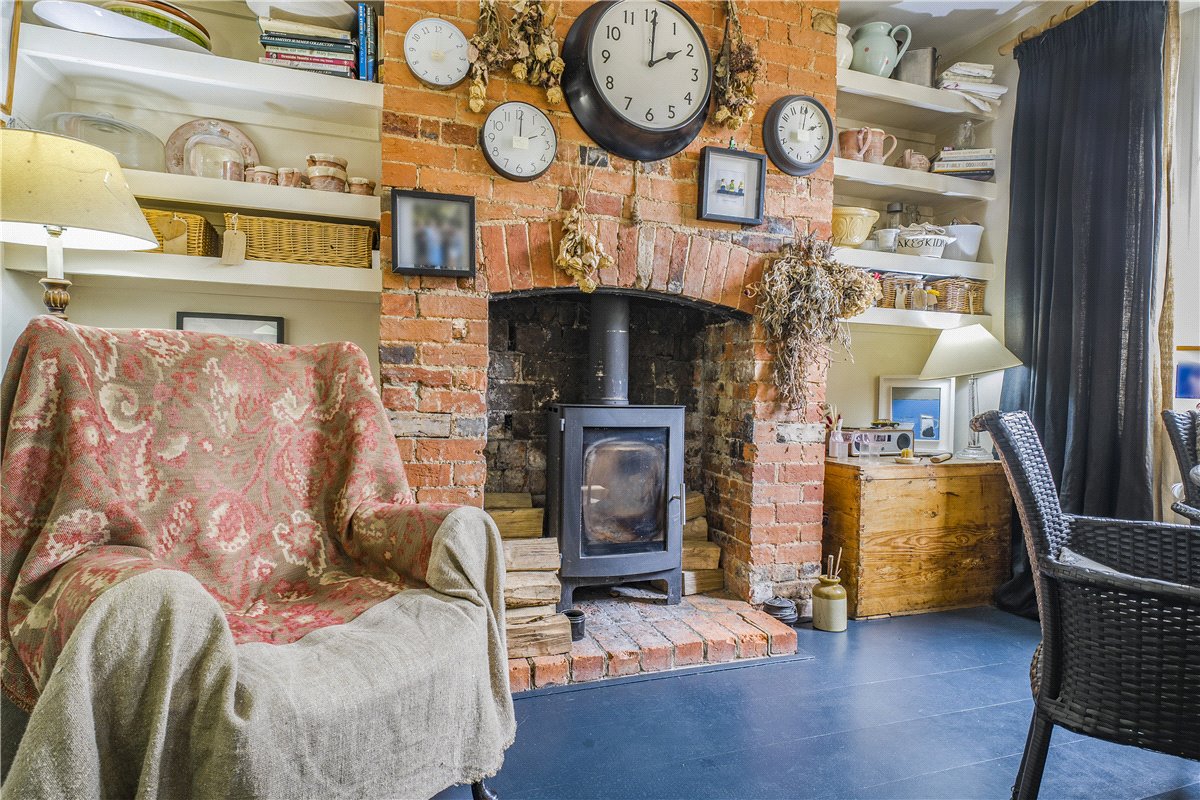 3 bedroom House, Hyde Lane, Marlborough, SN8 - Available, Image 10