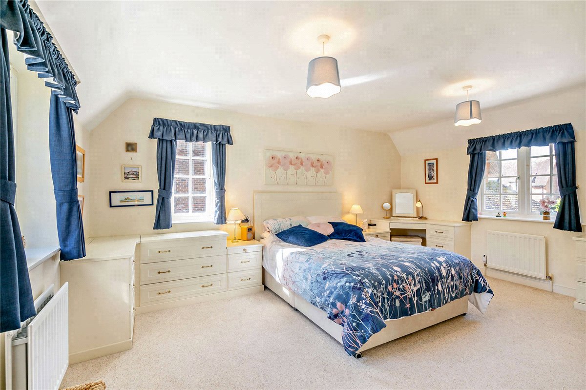 3 bedroom House, Palmers Yard, Ecchinswell, RG20 - Available, Image 10