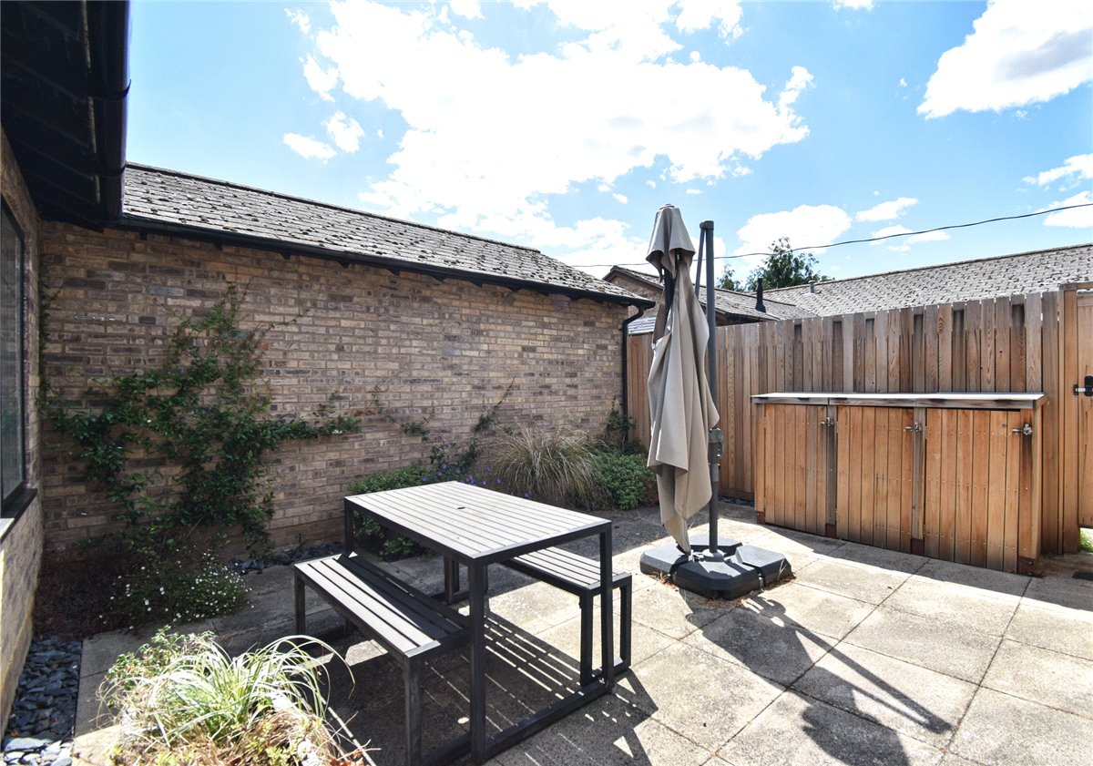2 bedroom Bungalow, Lammas Field, Cambridge, CB3 - Available, Image 9