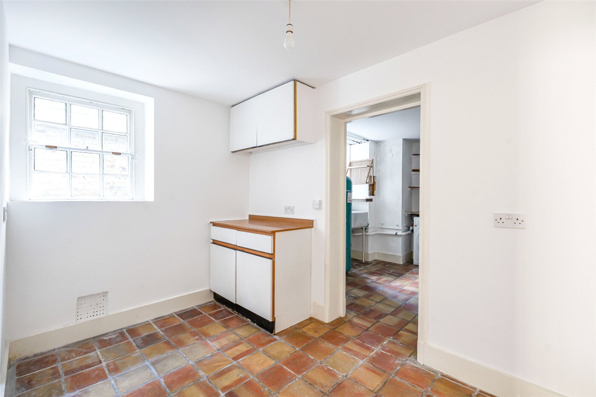 4 bedroom House, Park Village West, London, NW1 - Available, Image 9