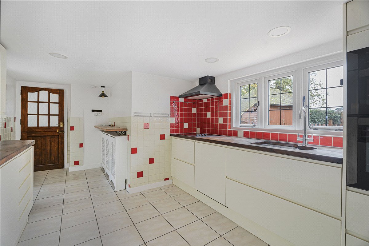4 bedroom House, Frith Hill, South Heath, HP16 - Let Agreed, Image 22