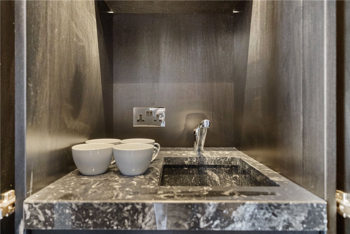 4 bedroom Maisonette, Kingston House South, Ennismore Gardens, SW7 - Under Offer, Image 4