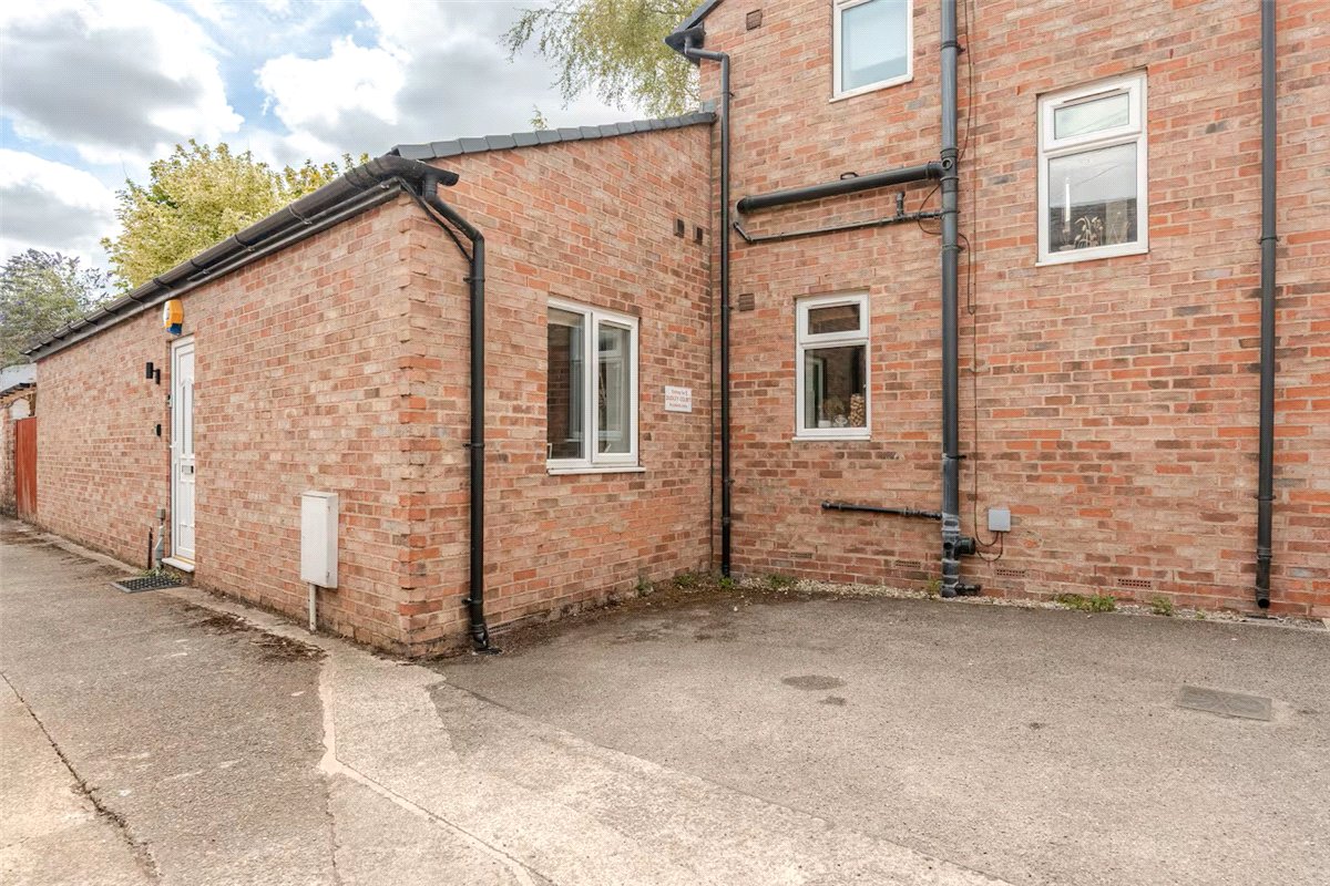 1 bedroom Bungalow, Dudley Court, York, YO31 - Available, Image 12