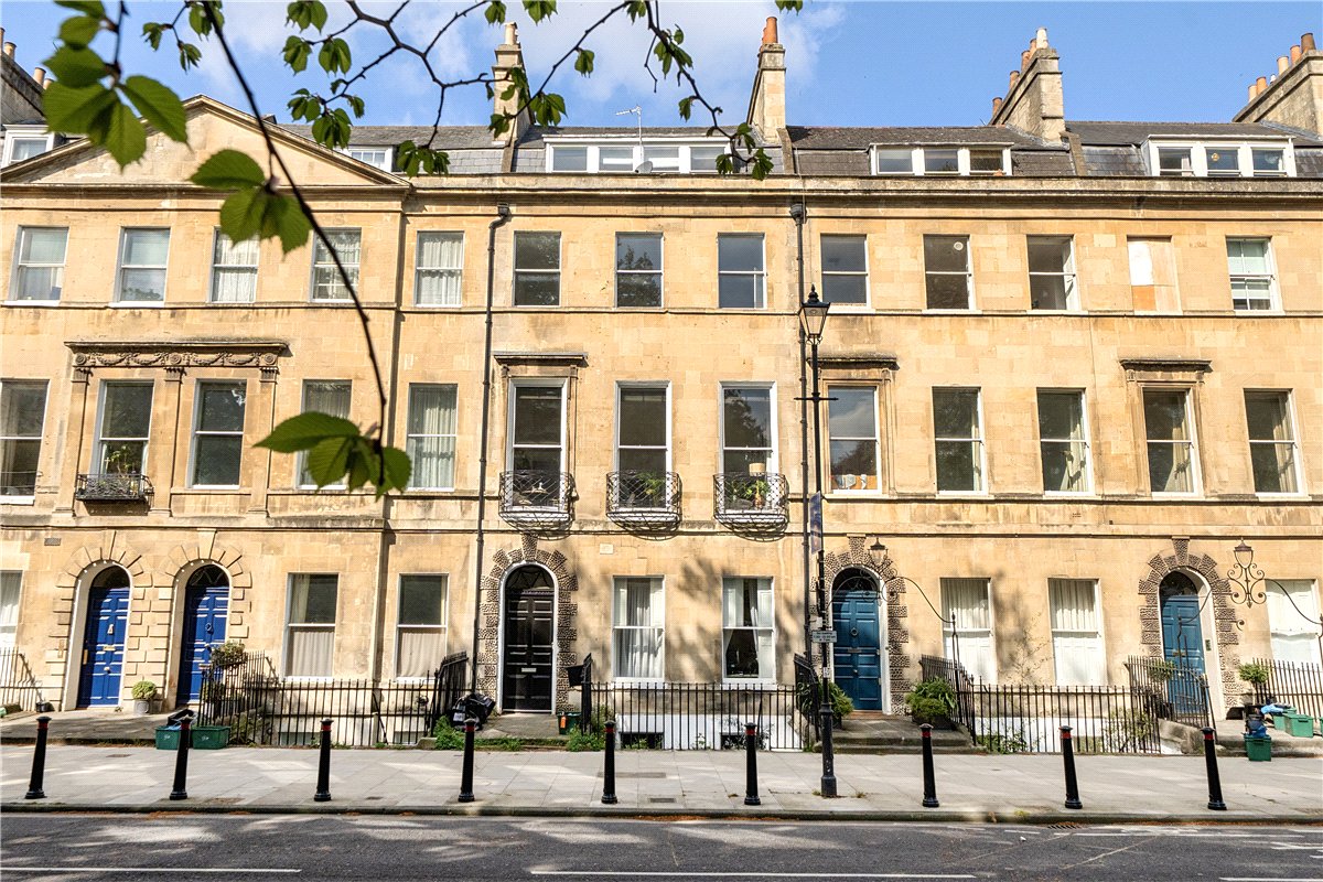 2 bedroom Flat, Sydney Place, Bath, BA2 - Available