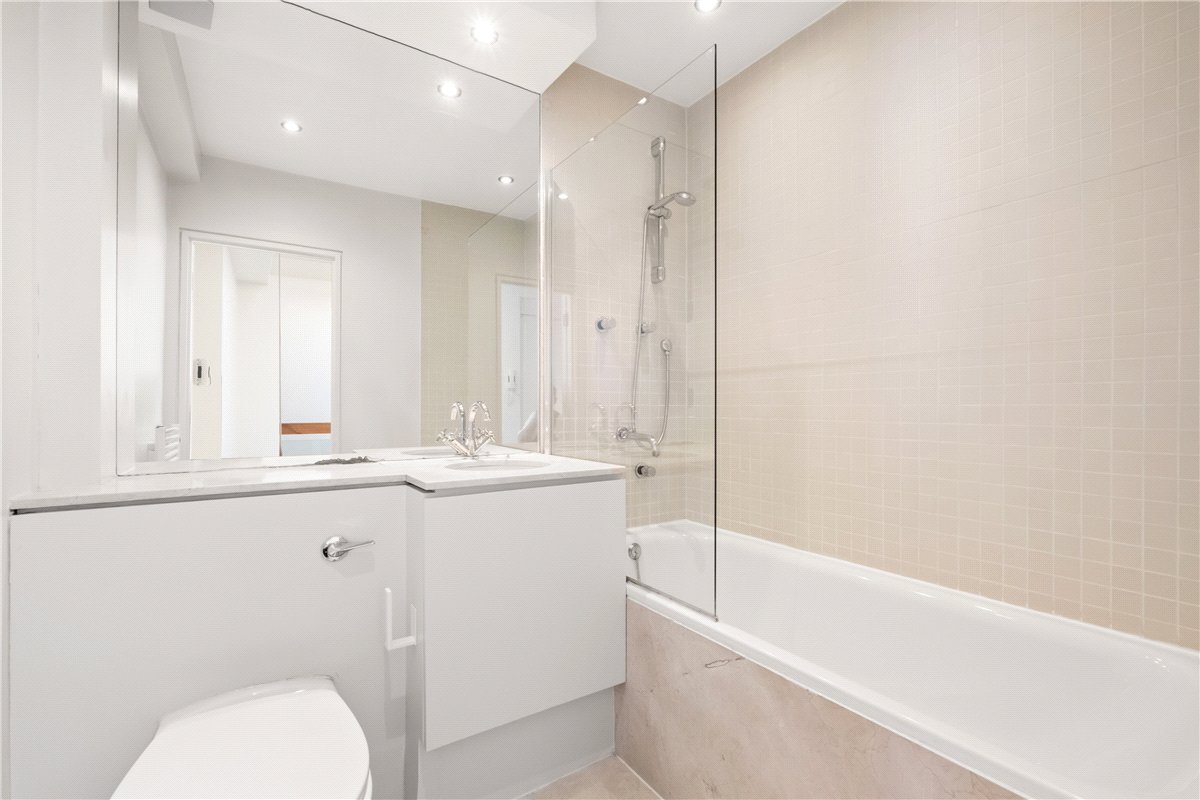 2 bedroom Flat, Upper Wimpole Street, London, W1G - Available, Image 2
