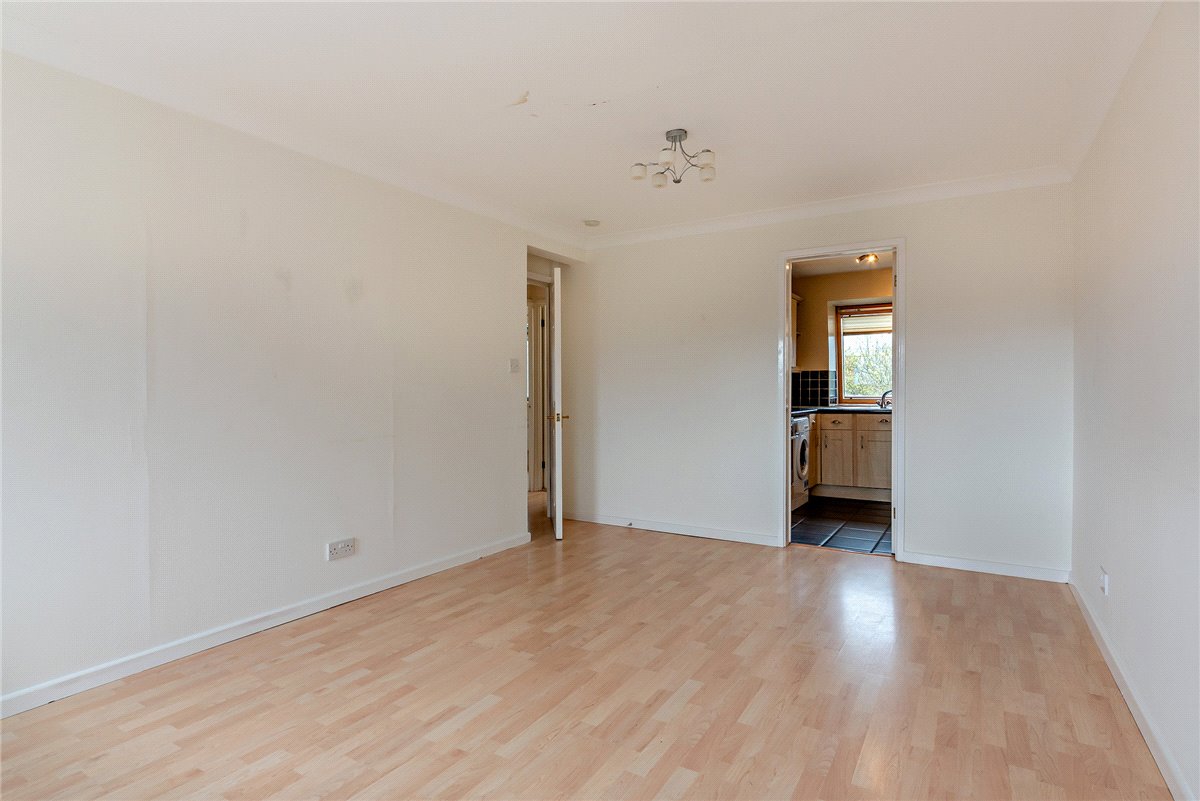 2 bedroom Flat, Victoria Gardens, Newbury, RG14 - Sold STC, Image 7