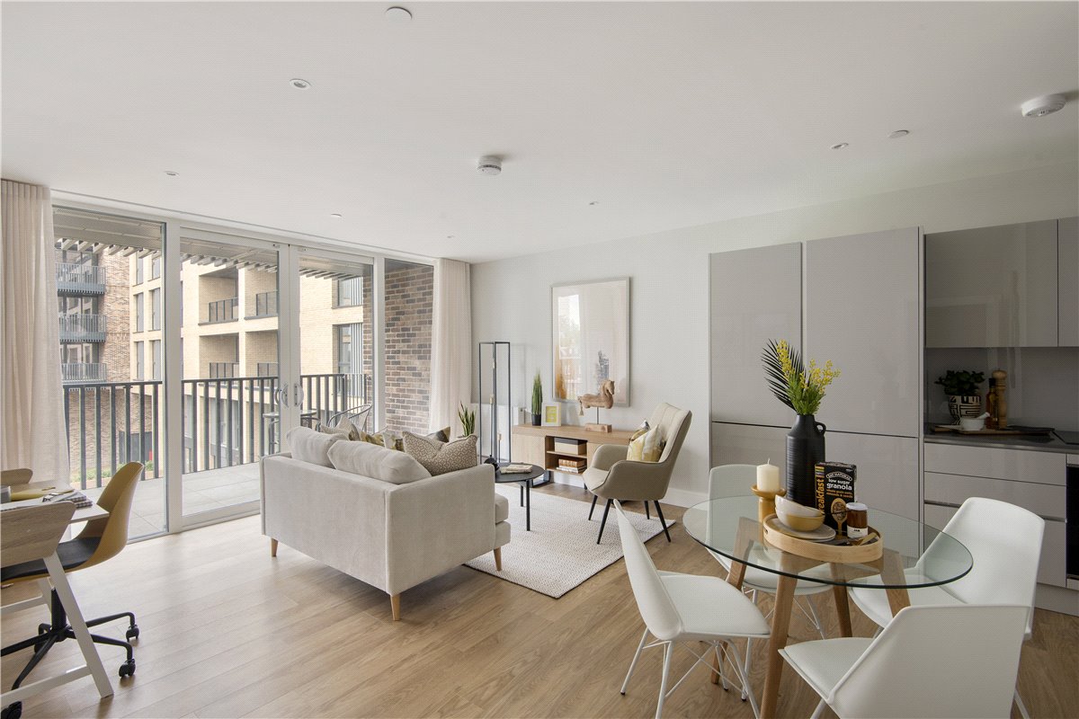 2 bedroom Flat, Greyhound Parade, Wimbledon Grounds, London, SW17 - , Image 1