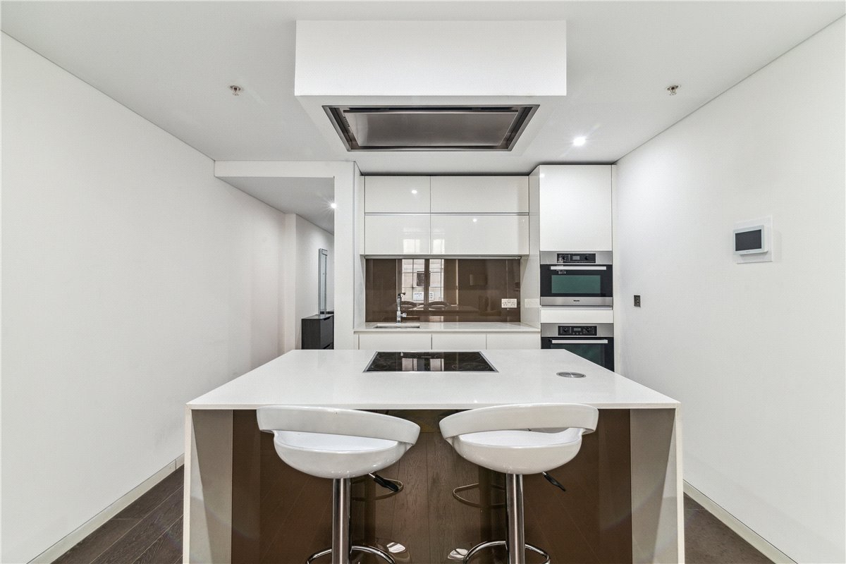 1 bedroom Flat, Strand, Covent Garden, WC2R - Available, Image 10