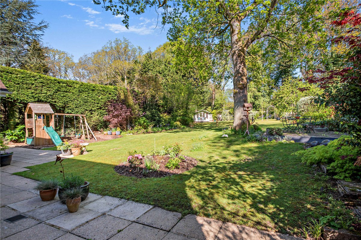 5 bedroom House, Oak Close, Baughurst, RG26 - Available, Image 25