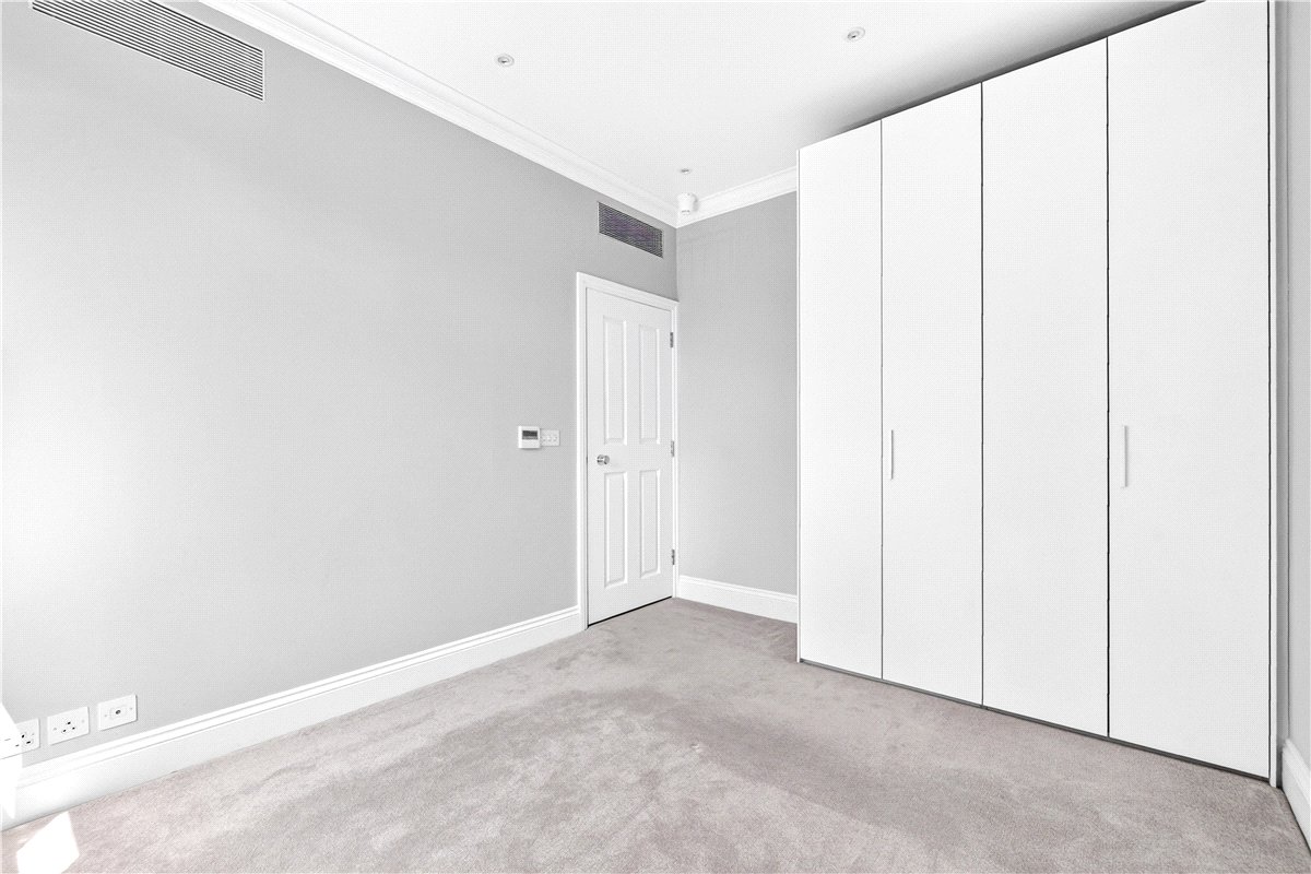 2 bedroom Flat, Egerton Terrace, South Kensington, SW3 - Available, Image 12