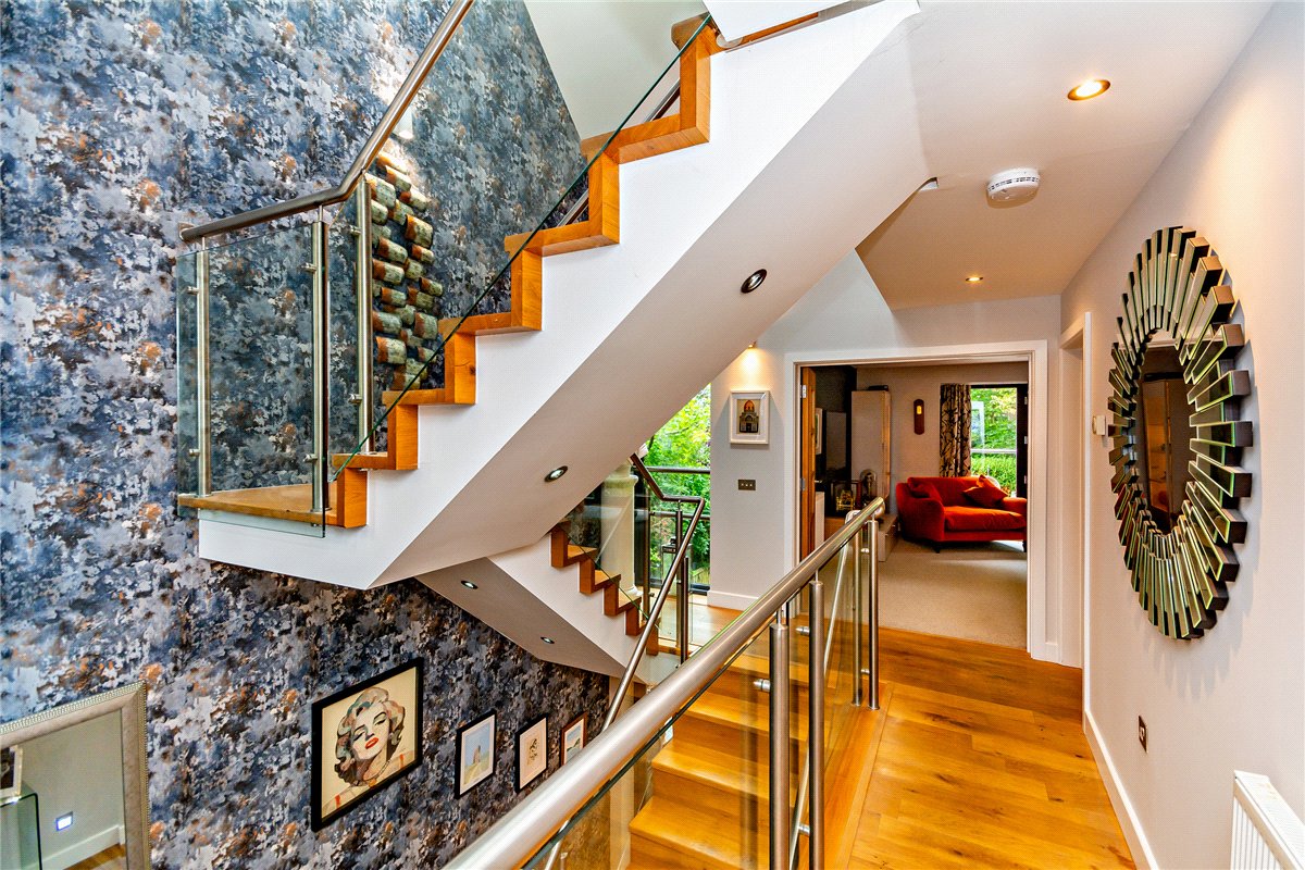 4 bedroom House, Oxford Road, Donnington, RG14 - Available, Image 5