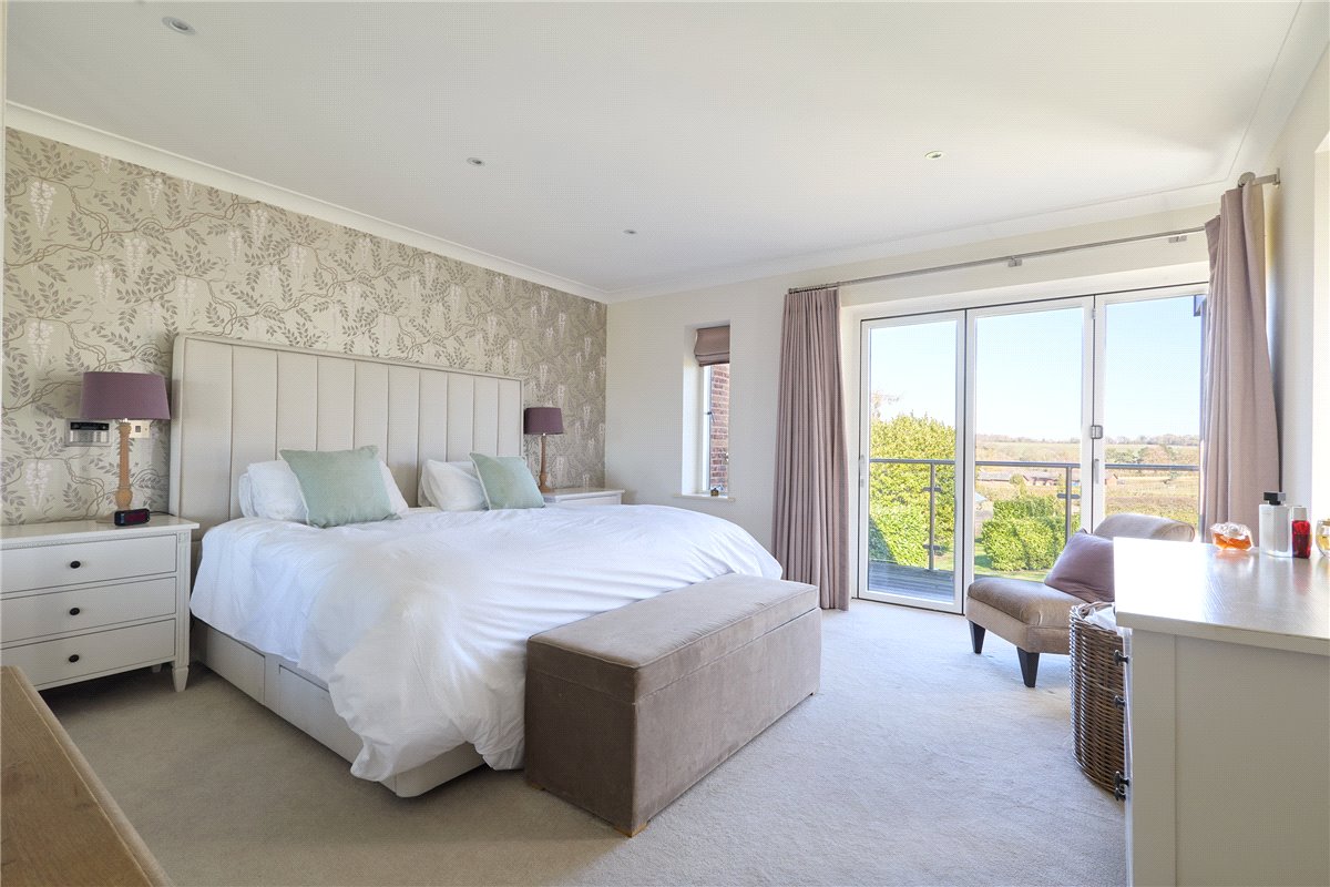 5 bedroom House, Centre Drive, Newmarket, CB8 - Sold, Image 11