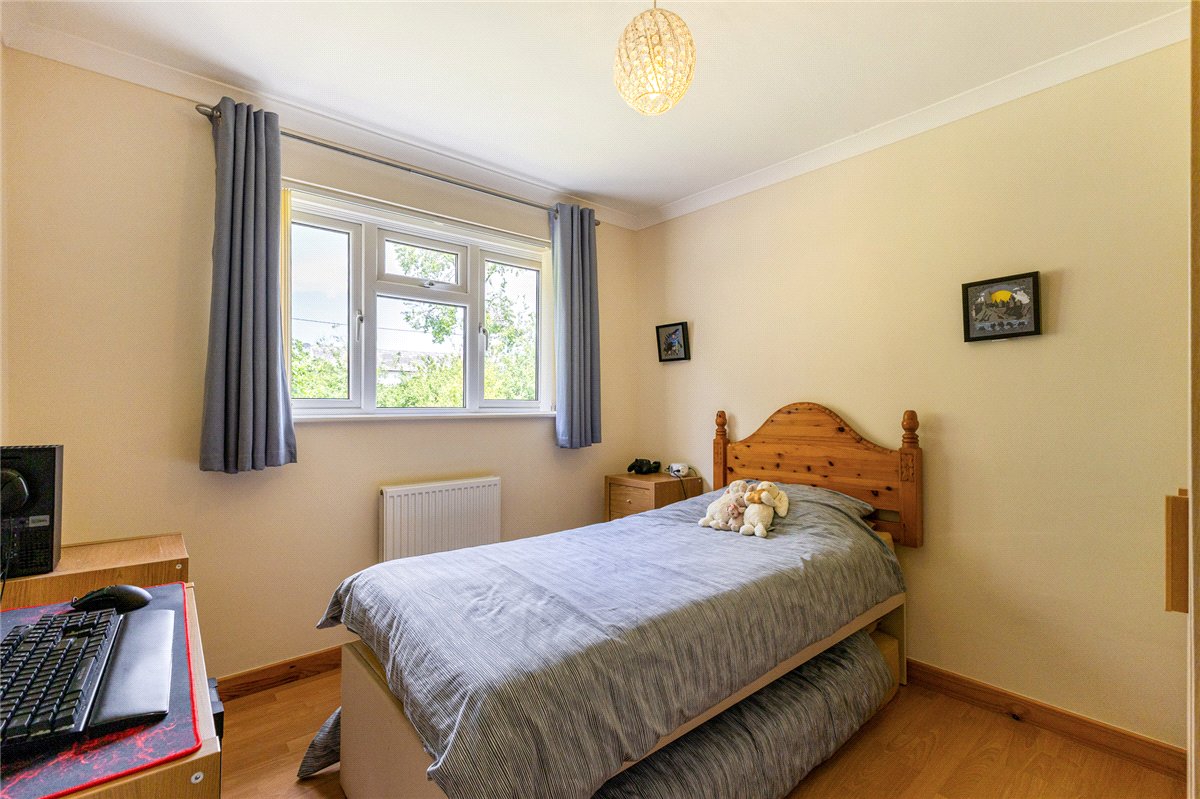 4 bedroom Bungalow, Chapel Road, Great Eversden, CB23 - Available, Image 11