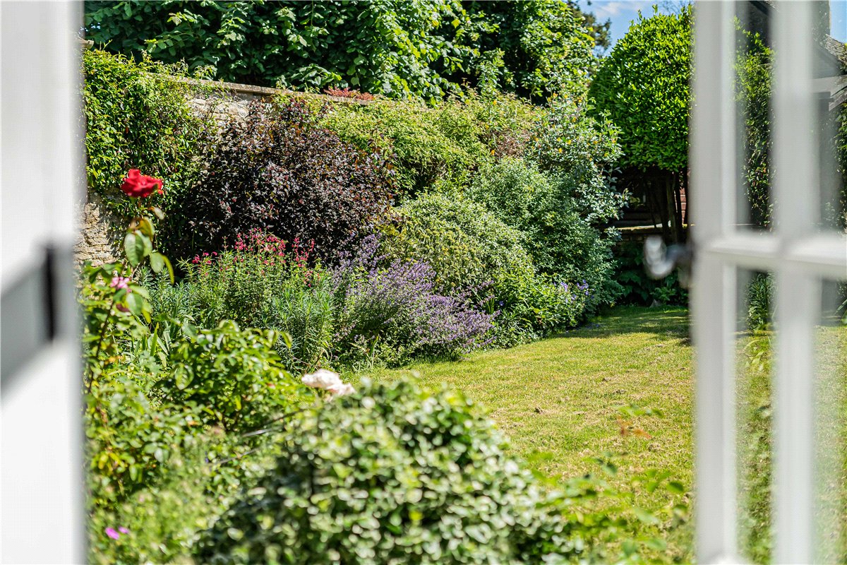 5 bedroom Cottage, High Street, Bampton, OX18 - Available, Image 21