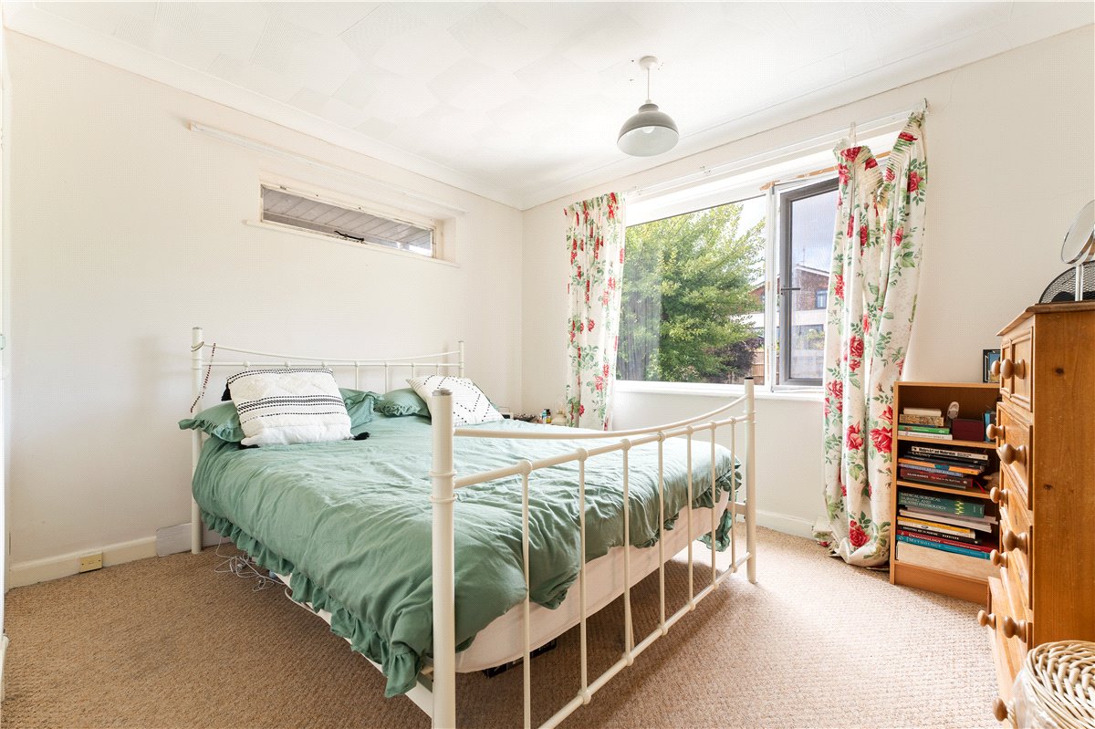 3 bedroom House, Winslade Road, Winchester, SO22 - Sold STC, Image 8