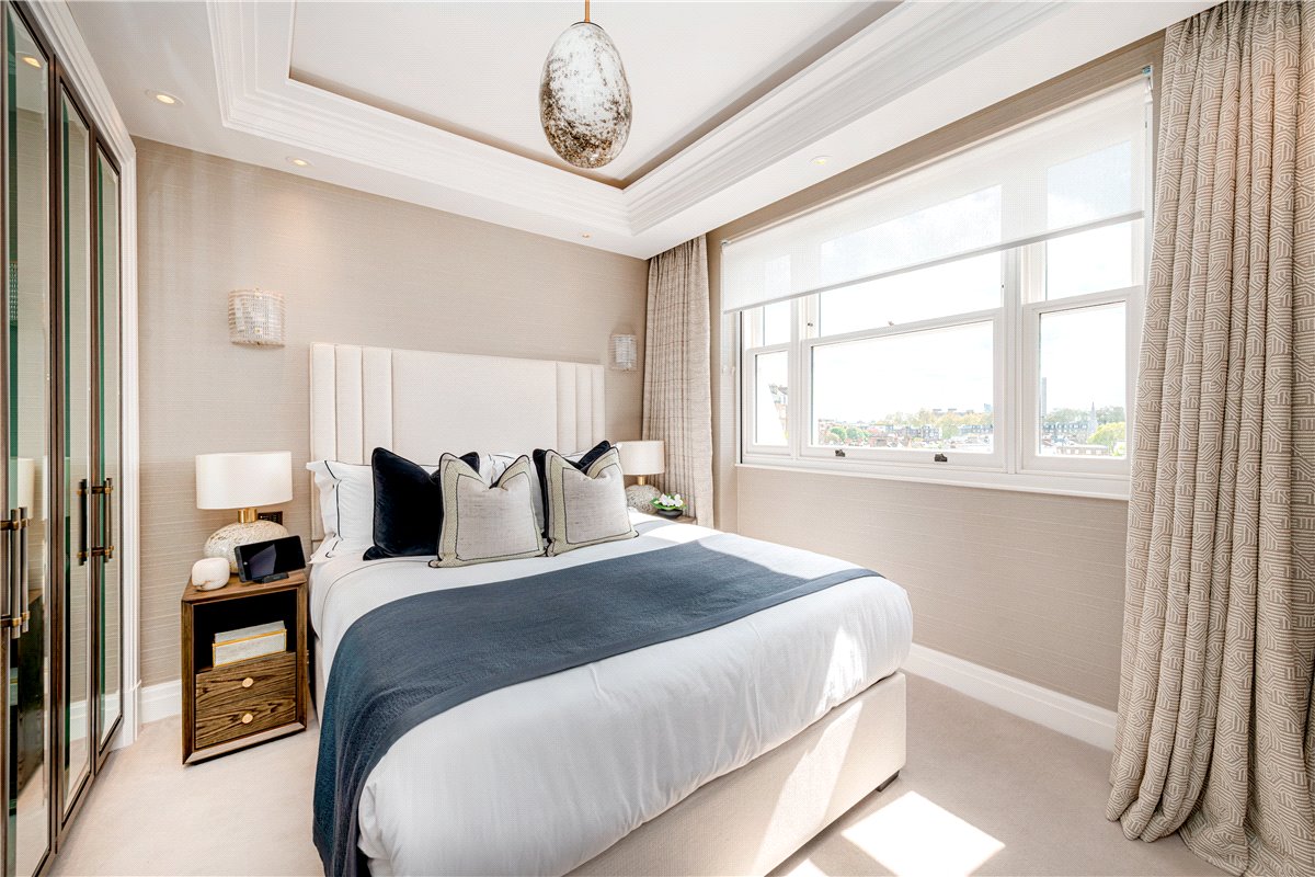3 bedroom Flat, Prince of Wales Terrace, London, W8 - Available, Image 13