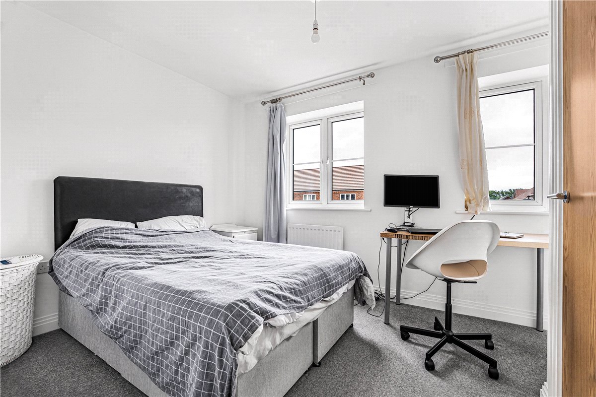 2 bedroom House, Rome Avenue, Aylesbury, HP21 - Let Agreed, Image 7