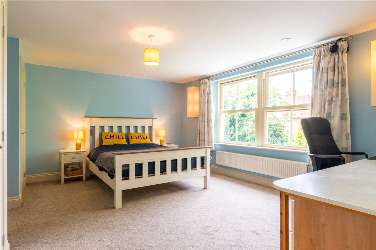 6 bedroom House, Top Lane, Copmanthorpe, YO23 - Available, Image 33