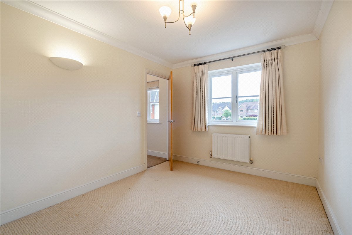 4 bedroom House, Hermitage Green, Hermitage, RG18 - Available, Image 28