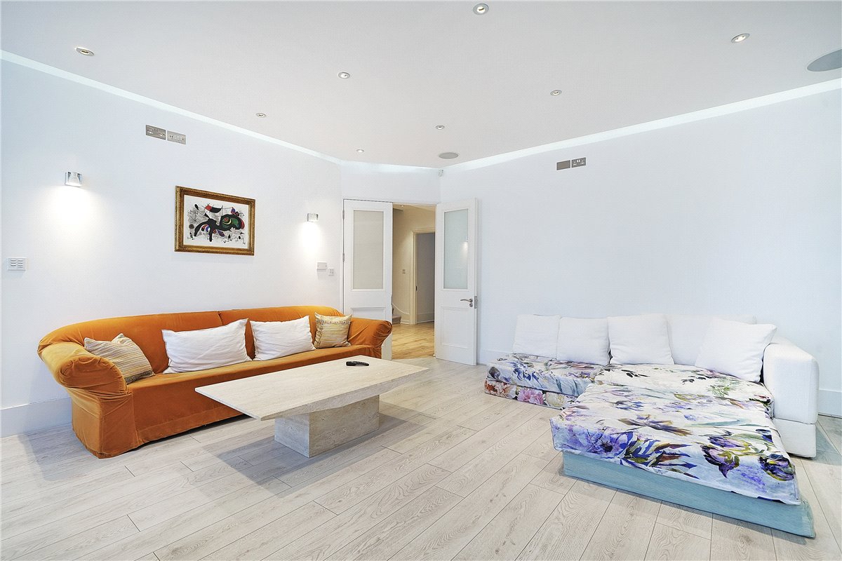7 bedroom House, Devonshire Place, Marylebone, W1G - Available, Image 9