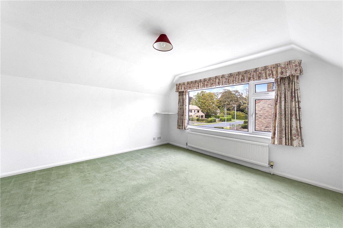 4 bedroom Bungalow, Town Street, Hayton, YO42 - Available, Image 12