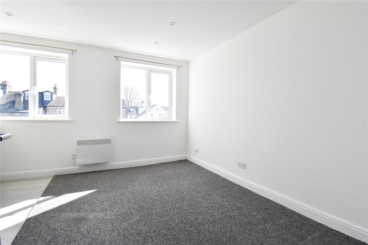 2 bedroom Flat, Milton Road, Cambridge, CB4 - Let Agreed, Image 5